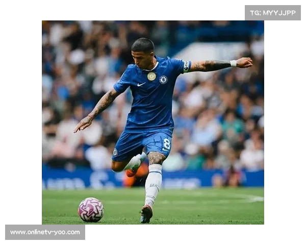 切尔西5-1客胜查尔顿，恩佐点射建功