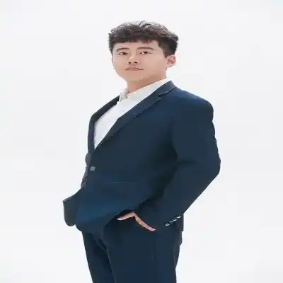苍傲玉